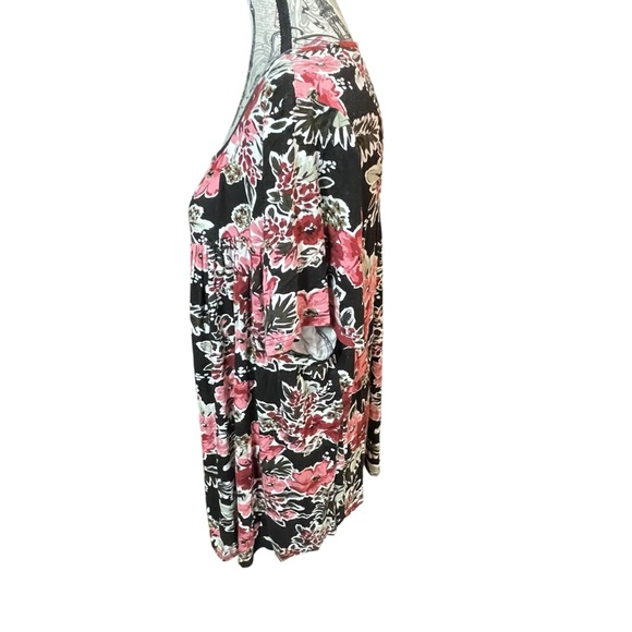 Floral Pink Short Sleeve Relaxed Blouse - Picture 2 of 8